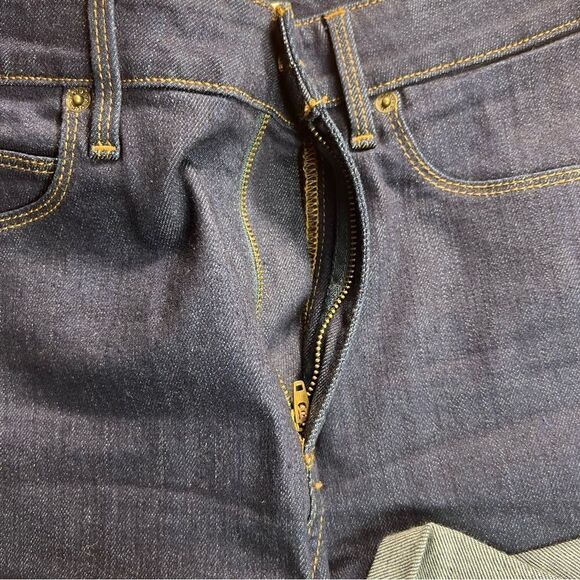 Vintage 1990s Guess Dark Wash Cuffed Denim Shorts - Picture 7 of 10